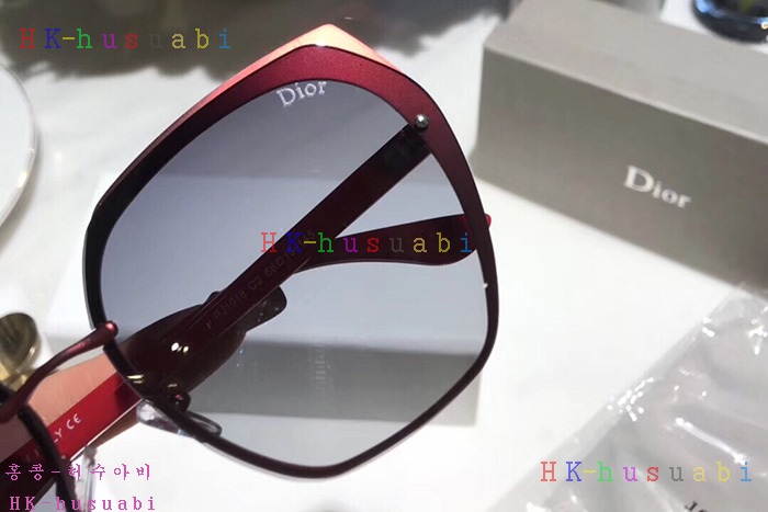 NEW 디올 선글라스 신상 DR 65776