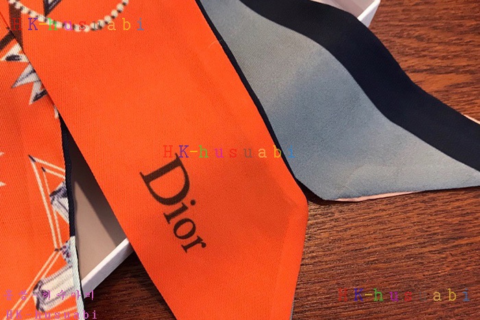 NEW 디올 스카프 신상 DR 640111