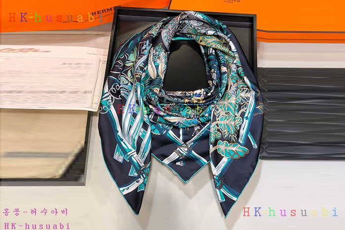 NEW 에르메스 스카프 신상 H 3433258