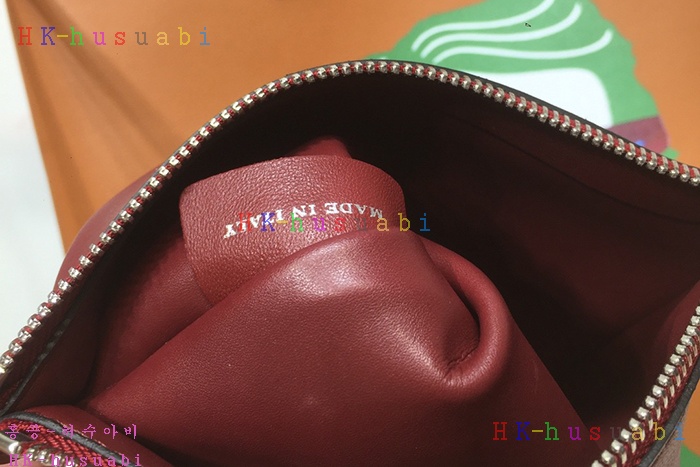 ★미러급★ 발렌티노 N/S 브이링 쇼퍼백 V 677210-4