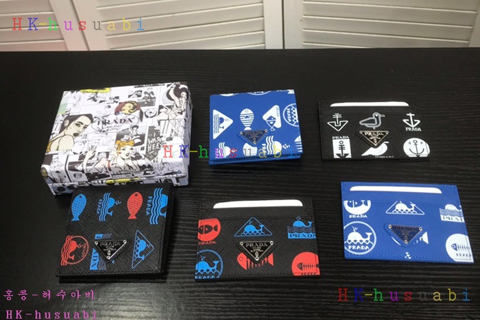 ★미러급★ 프라다 프린트 사피아노 가죽 카드 홀더 PR 2MC149