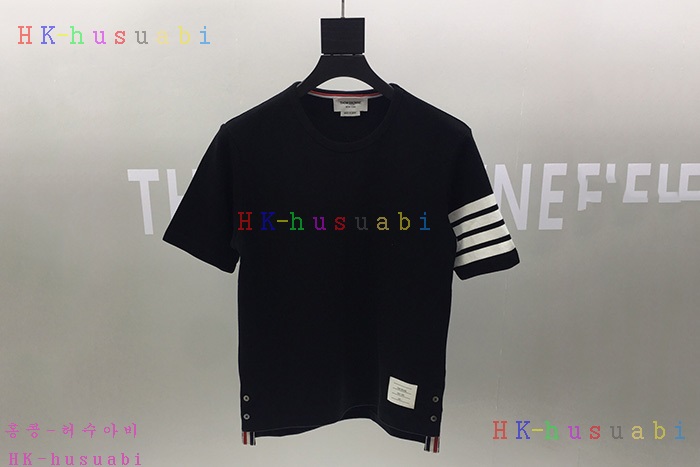 NEW 톰브라운 반팔티 신상 TB 673368