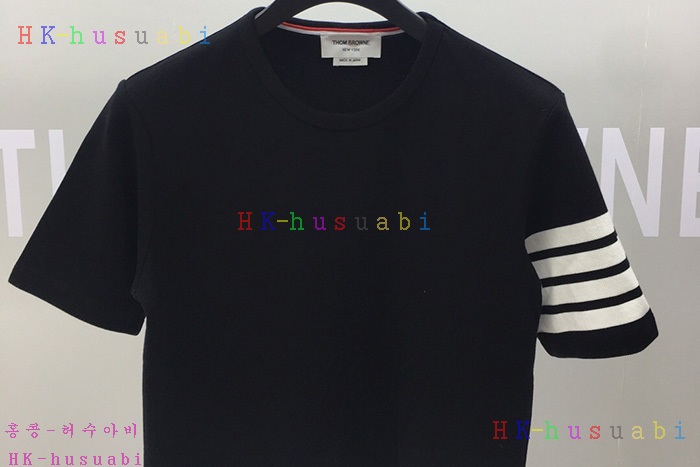 NEW 톰브라운 반팔티 신상 TB 673368
