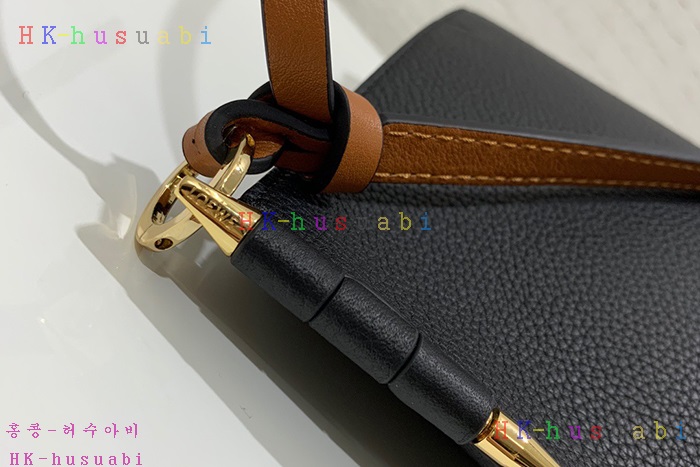 ★미러급★ 로에베 게이트 버킷백  LW 88861