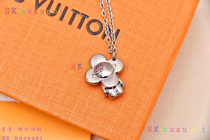 NEW 루이비통 목걸이 신상 LV M62680