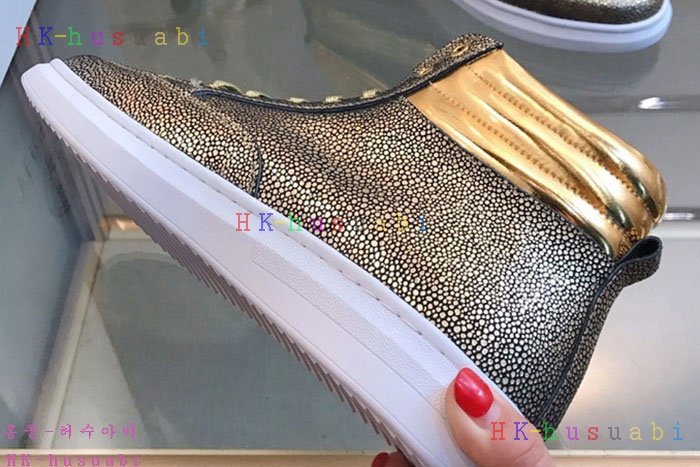 NEW 베르사체 남성용 신발 V 470018