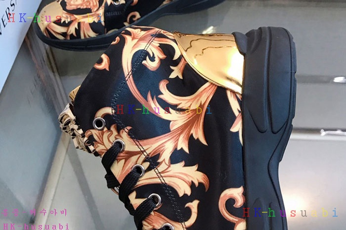 NEW 베르사체 남성용 신발 V 470025