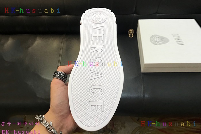 NEW 베르사체 남성용 신발 V 470042