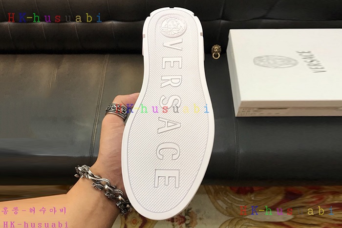 NEW 베르사체 남성용 신발 V 470048
