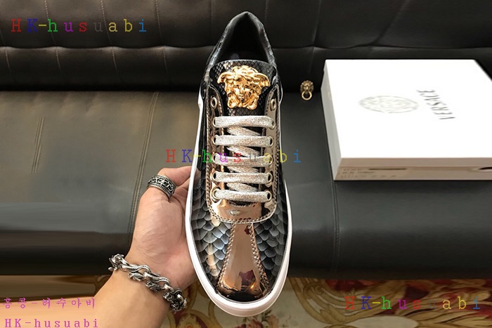NEW 베르사체 남성용 신발 V 470048