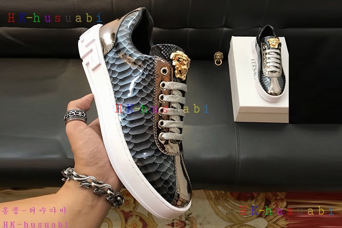 NEW 베르사체 남성용 신발 V 470048