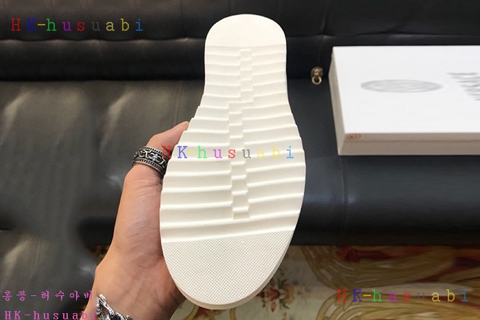 NEW 베르사체 남성용 신발 V 470053