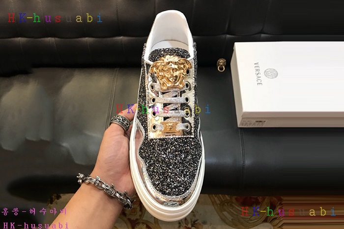 NEW 베르사체 남성용 신발 V 470054