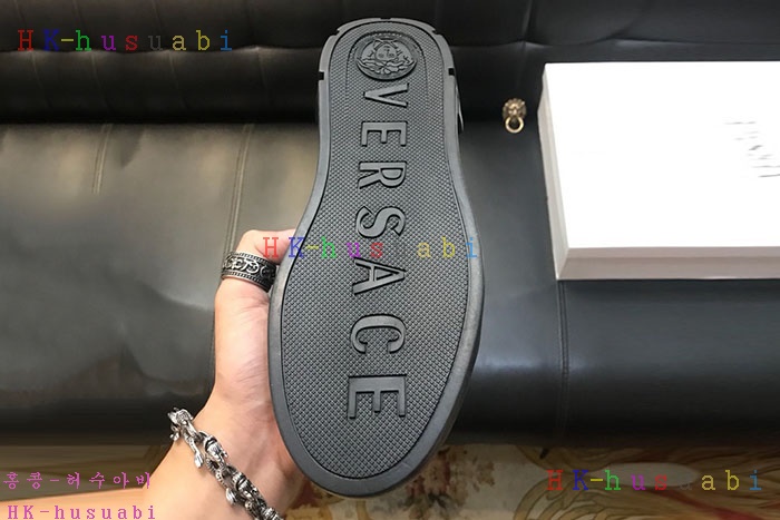 NEW 베르사체 남성용 신발 V 470071