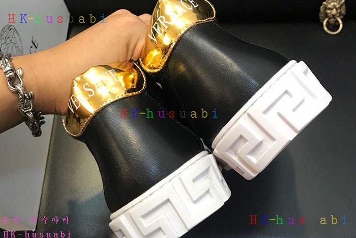 NEW 베르사체 남성용 신발 V 470076