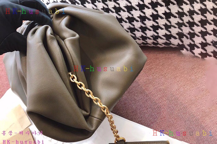 ★미러급★ 보테가베네타 버터 카프 파우치 BV 576227