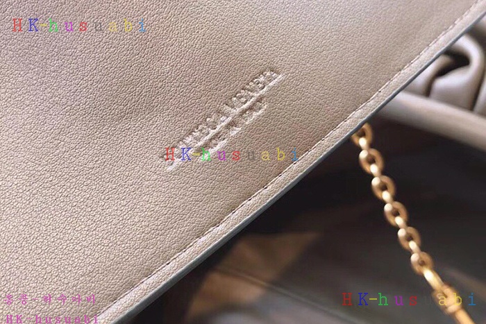 ★미러급★ 보테가베네타 버터 카프 파우치 BV 576227