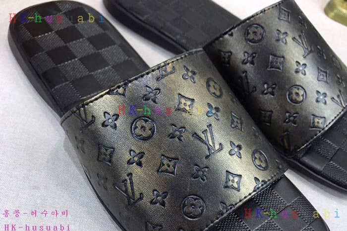 NEW 루이비통 남성용 슬리퍼 LV 945906