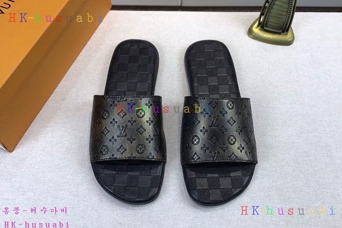 NEW 루이비통 남성용 슬리퍼 LV 945906