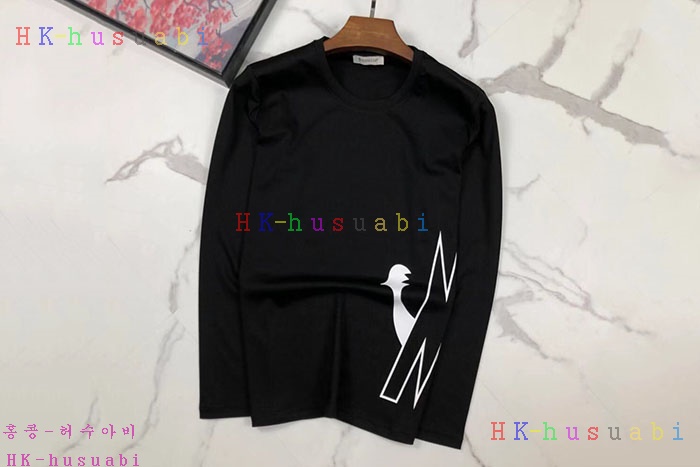 NEW 몽클레어 긴팔티 M 558440