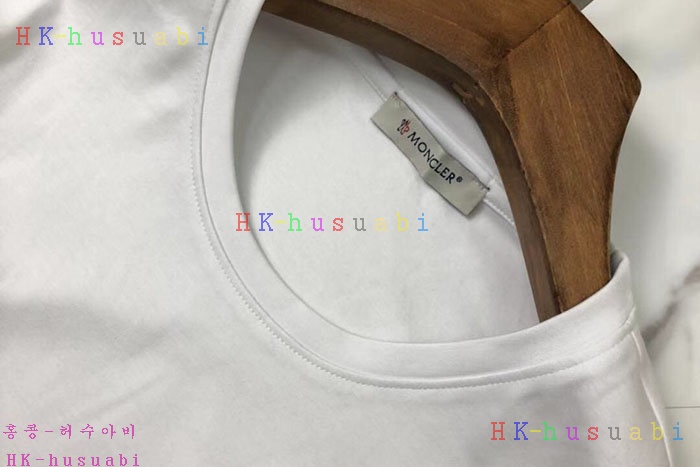 NEW 몽클레어 긴팔티 M 558440
