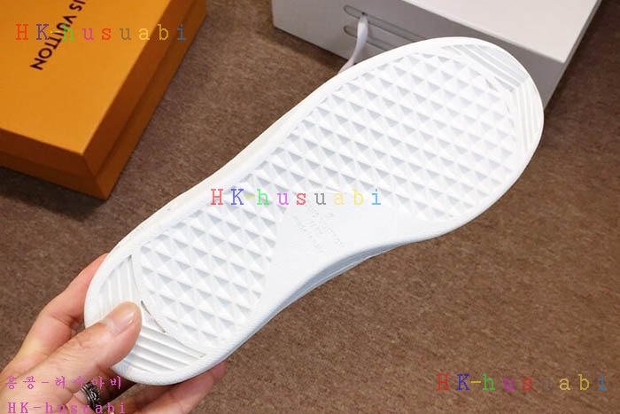 NEW 루이비통 남성용 신발 LV 247701