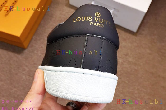 NEW 루이비통 남성용 신발 LV 247701