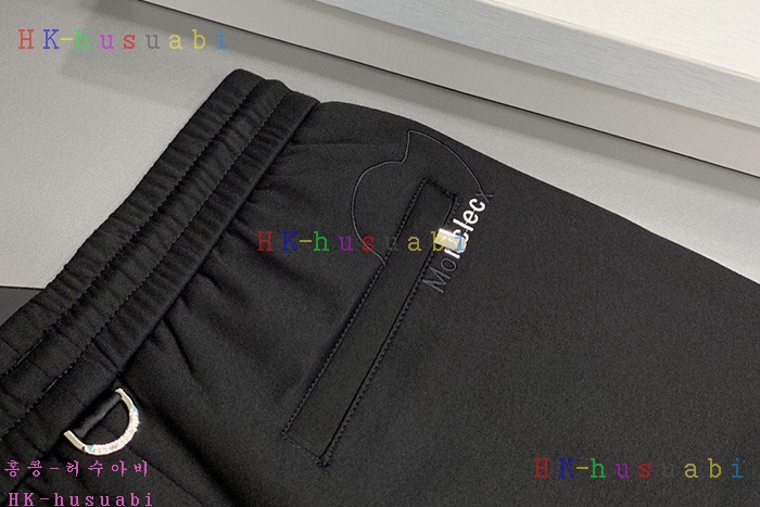 NEW 몽클레어 바지 신상 M 345551