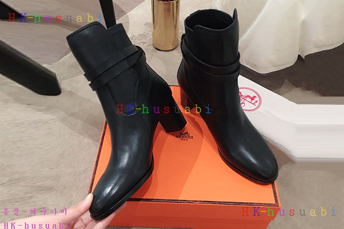 NEW 에르메스 부츠 신상 H 2844410
