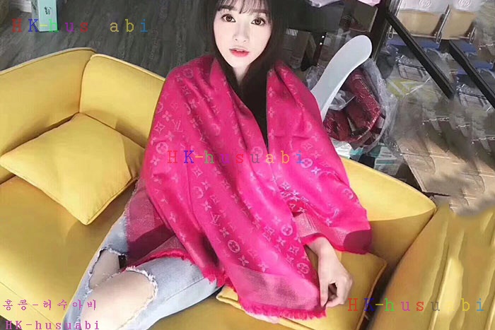 NEW 루이비통 스카프 신상 LV 1587001