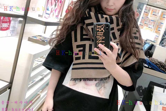 NEW 펜디 스카프 신상 FD 999251