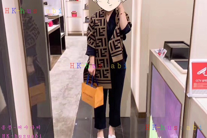 NEW 펜디 스카프 신상 FD 999251