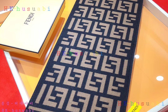 NEW 펜디 스카프 신상 FD 999251