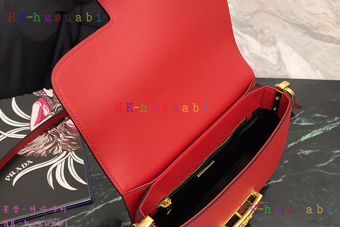 ★미러급★ 프라다 앙상블 숄더백 P 1BD217-5 (2컬러)