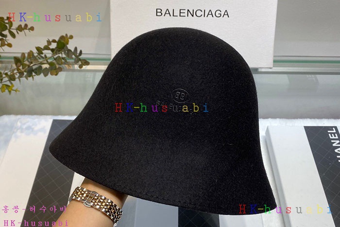 NEW 발렌시아가 모자 신상 b 370014