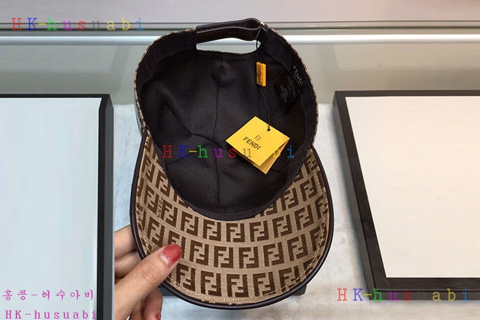 NEW 펜디 모자 신상 F 431244