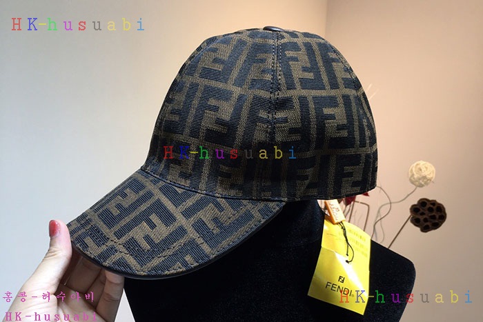 NEW 펜디 모자 신상 F 431254