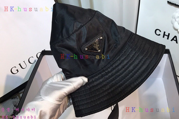 NEW 프라다 모자 신상 P 701106
