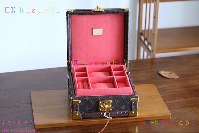 NEW 루이비통 주얼리 박스 LV 111257