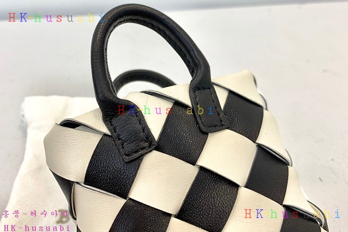 ★미러급★ 보테가베네타 참 키링 BV 577779-3
