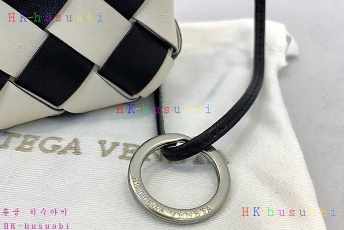 ★미러급★ 보테가베네타 참 키링 BV 577779-3