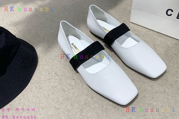 NEW 버버리 신발 신상 BB 3580221