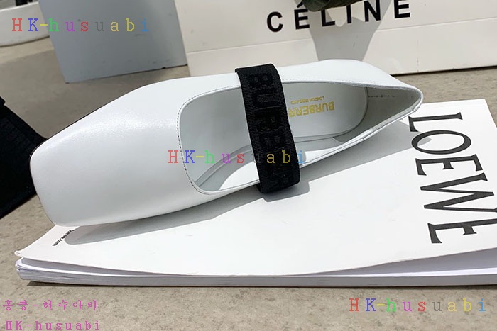 NEW 버버리 신발 신상 BB 3580221