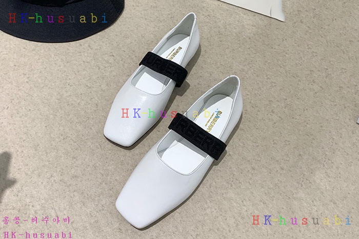 NEW 버버리 신발 신상 BB 3580221
