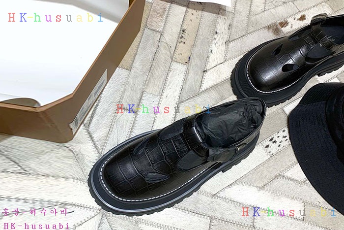 NEW 버버리 신발 신상 BB 3580223