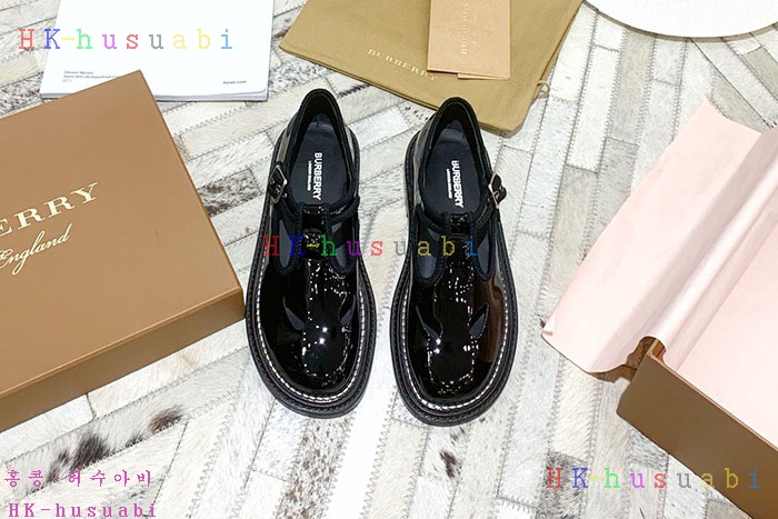 NEW 버버리 신발 신상 BB 3580230