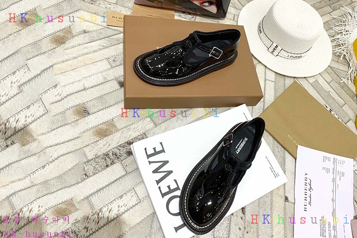 NEW 버버리 신발 신상 BB 3580230