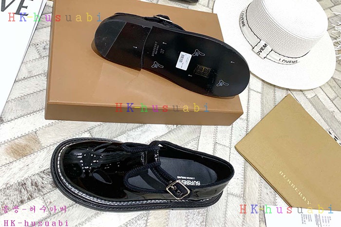 NEW 버버리 신발 신상 BB 3580230