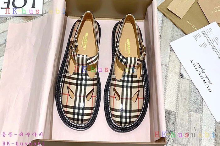 NEW 버버리 신발 신상 BB 3580231