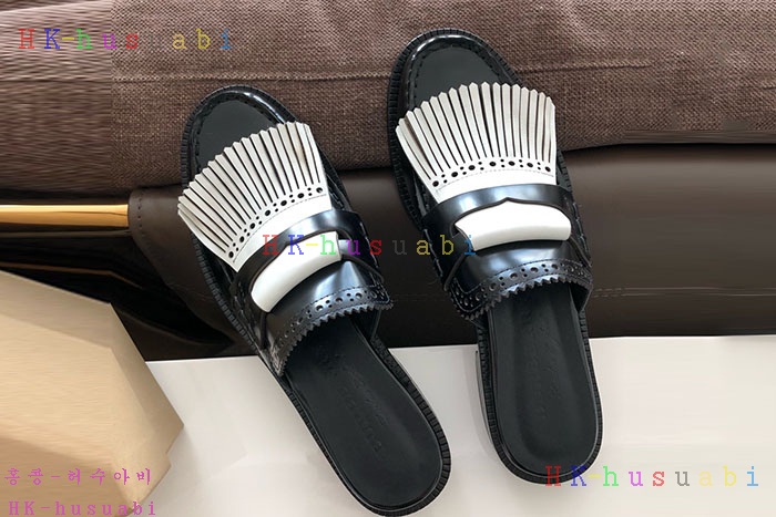 NEW 버버리 신발 신상 BB 3580232